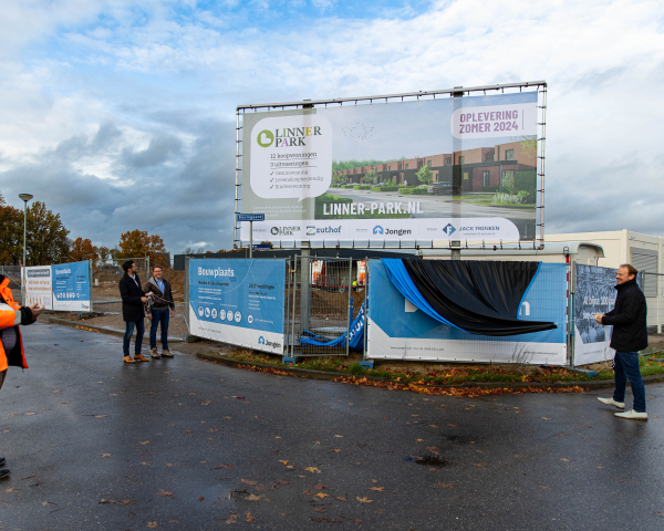 Linnerpark-Onthulling bouwbord-8.jpg