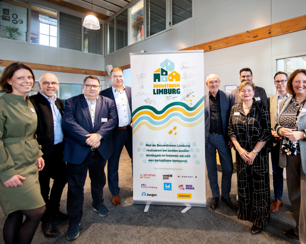 Ondertekening bouwstroom-0.jpg